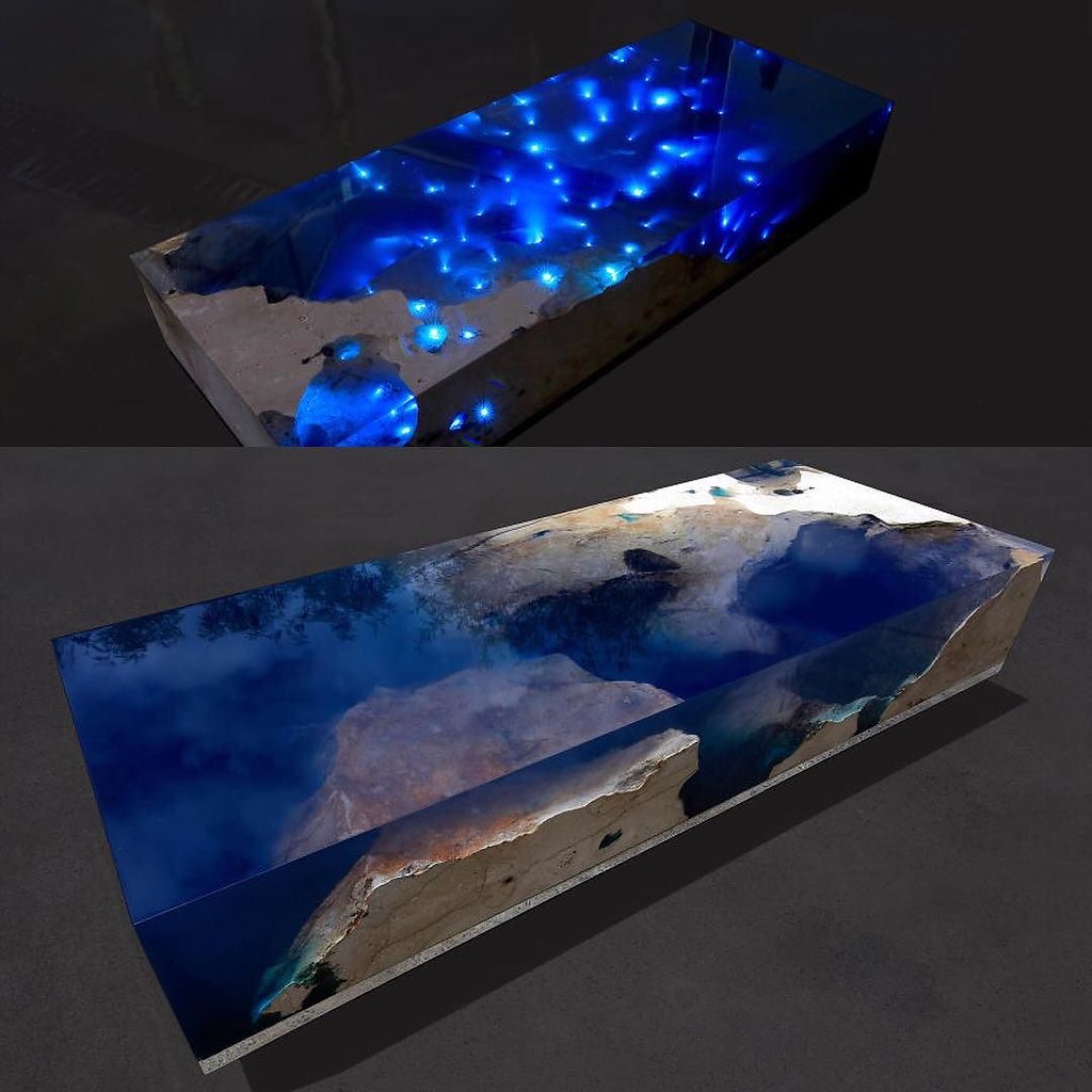 stoly z průhledné probarvené pryskyřice sika axson translux